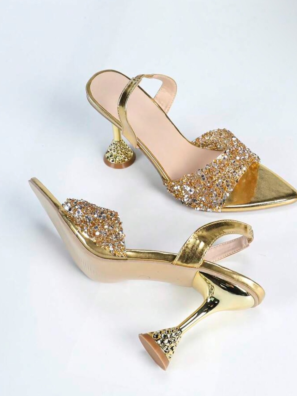 Fashionable Elegant Gold
Sparkling Rhinestone Pointed Toe
Ankle Strap High Heel